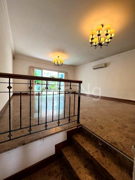 4 Bed Terraced House (Landed) for Rent in  Eastwood Centre - Image 6